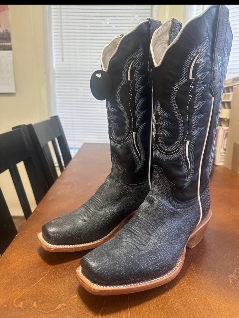 Black Women's Western Cowboy Boots with Contrast Stitching